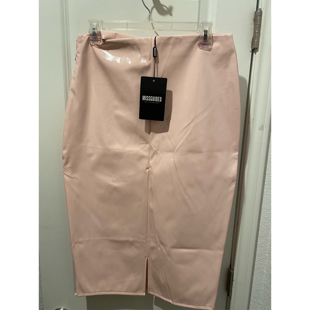 Midi baby pink vinyl skirt